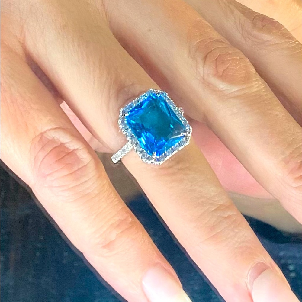 FREE SHIPPING *NEW 925 Silver Ring Aquamarine